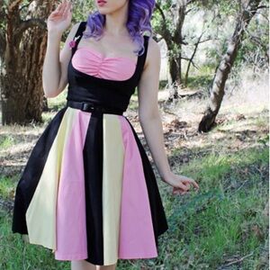 Pug pink desserts dress size large.. hard to find discontinued